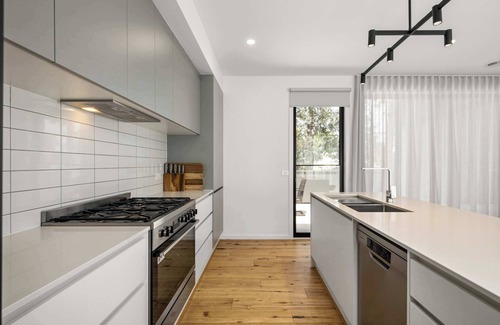 Torquay House | Coastal Elegance, Torquay