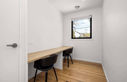 Torquay House | Coastal Elegance, Torquay