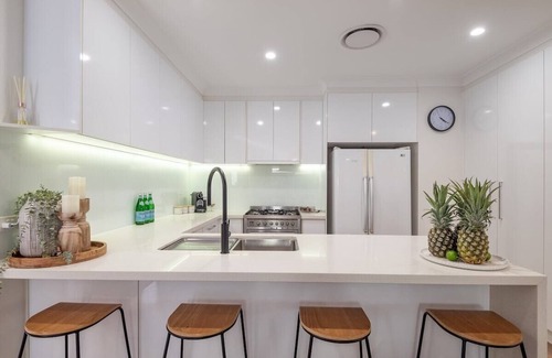 Aroona House | Coastal Family Escape Caloundra