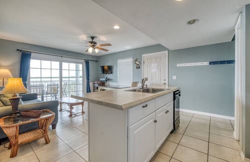 Cedar Key Condo | Coastal Getaway Island Place 314!