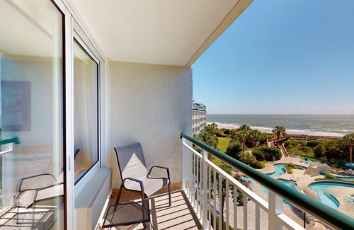 Litchfield by the Sea Condo | Coastal Haven 1 Bedroom Suite in the Bridgewater