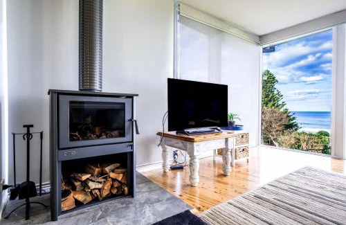 Skenes Creek House | COASTAL HAVEN - panoramic ocean views