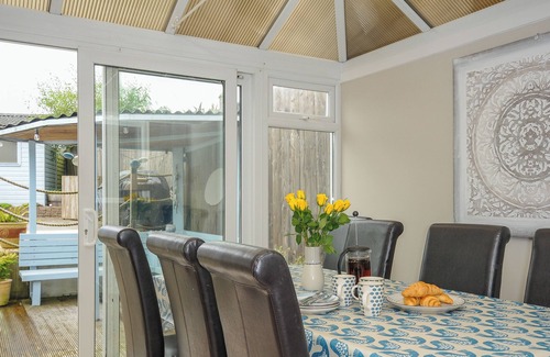 Saint Gennys Cottage | COASTAL HAVEN, pet friendly, with a garden in Crackington Haven