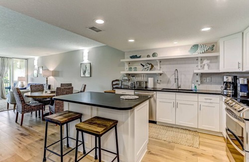 Fernandina Beach Apartment | Coastal Haven~Shipwatch Villas 1303~oceanfront