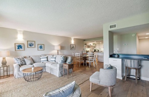 Fernandina Beach Apartment | Coastal Haven~Shipwatch Villas 1303~oceanfront