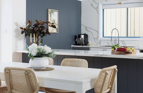 Port Stephens Council House | Coastal Hideaway - Water Views and Walk To The Beach