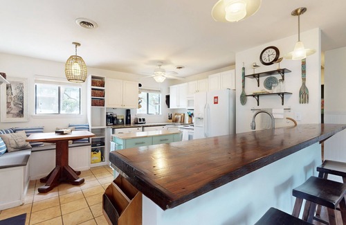 Tranquil Harbour House | Coastal home with short walk to the beach and fire pit