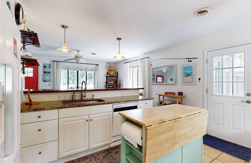Tranquil Harbour House | Coastal home with short walk to the beach and fire pit