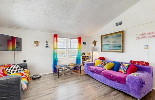 Freeport House | Coastal Prism