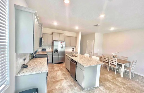 Braden River House | Coastal Retreat 3/2 Near Beaches & Downtown