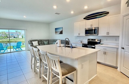 Laurel House | Coastal Retreat in Nokomis
