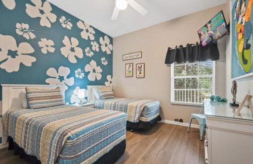 Bahama Bay House | Coastal unit with 3 bedrooms and Disney room