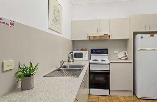 Sawtell Apartment | Coasters 9 is a self-contained apartment situated in the beach-side village of Sawtell.