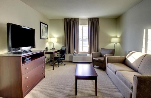 Winterset Hotel | Cobblestone Inn & Suites-Winterset