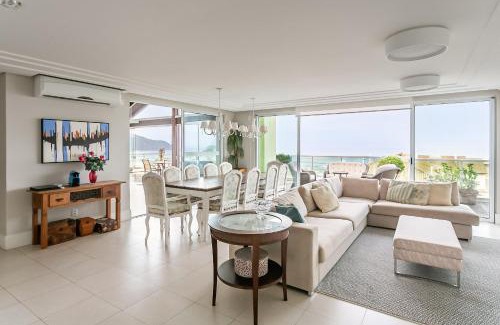 Santinho Apartment | Cobertura Frente MAR | WI-FI 600mb #CSA03