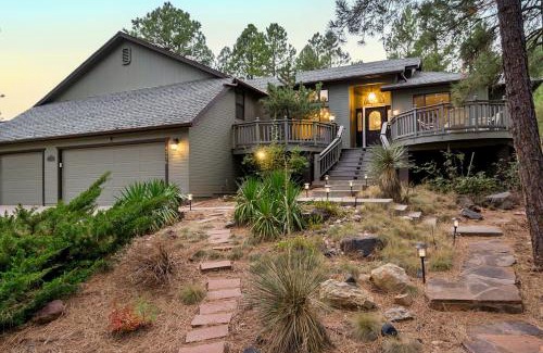 Flagstaff House | Coburn Cabin @ Country Club Game Room New Central AC Pet and Family-Friendly