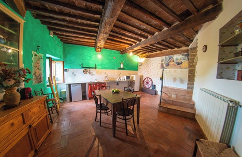 Chianciano Terme Apartment | Coccinella House is the right solution for romantic tourists who love to relax
