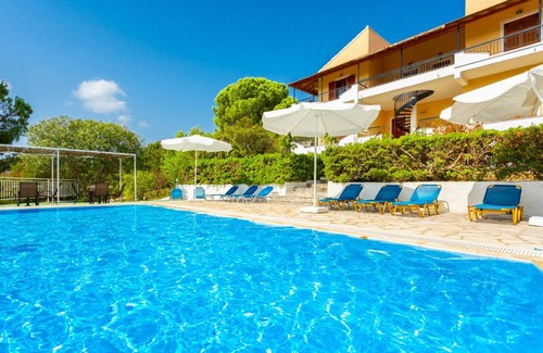 Petaleia Apartment | Cochelli Villa Lower