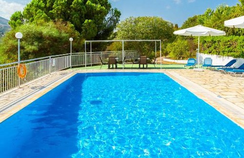 Petaleia Apartment | Cochelli Villa Lower