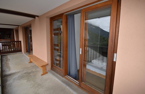 Vaujany Apartment | Cochette I Apt 5 - Three Bedroom Apartment, Sleeps 6