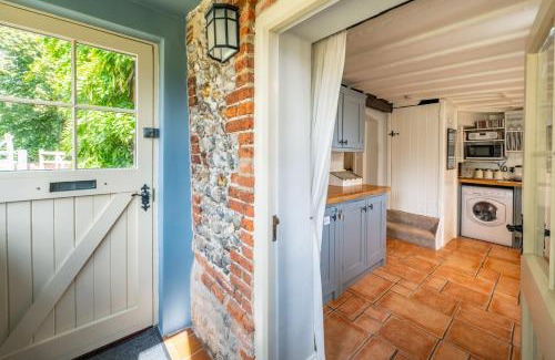 Castle Acre House | Cockleshells 4