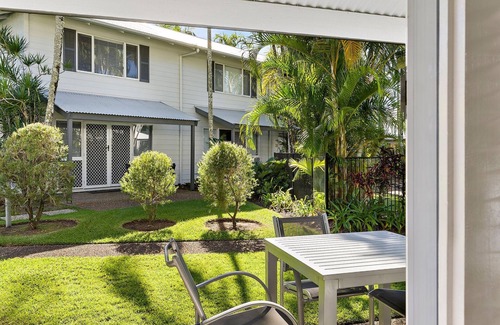 Noosaville Apartment | Coco Bay Resort, Private Rear Courtyard, North facing unit, Close to the shared pool
