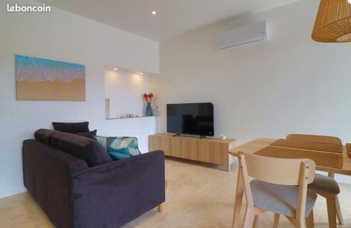 Le Pradet Apartment | Cocon d'Azur - accès mer