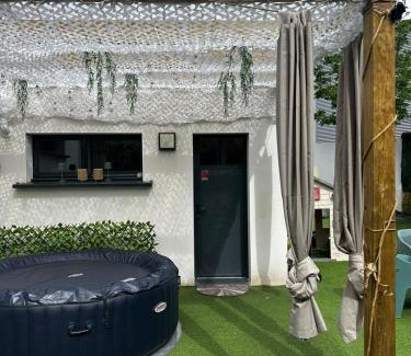 Quimper House | Cocon familial proche des plages 10 personnes
