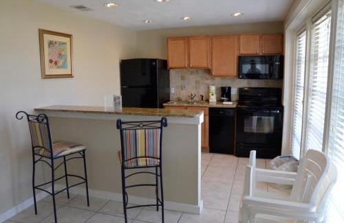 New Smyrna Beach Resort | Coconut Palms Beach Resort II a Ramada by Wyndham