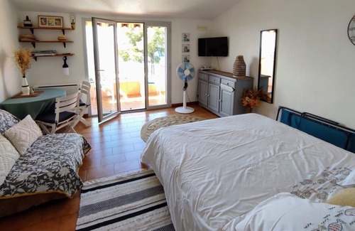 Le Dramont Apartment | COCOON STUDIO WITH SEA VIEW IN LUXURY ESTATE WITH SWIMMING POOL AND TENNIS COURT