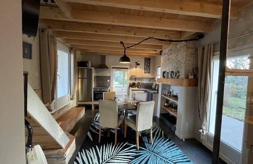 Belin-Beliet House | Cocooning gîte, swimming pool, near Bassin d'Arcachon, 30 min from beaches, sleeps 6