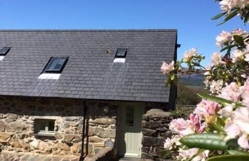 Tabor House | Coed Stable, High quality character barn conversion, underfloor heating