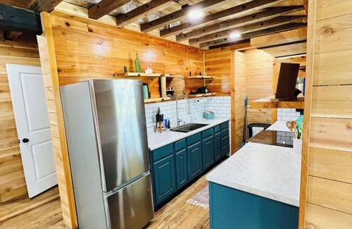 Flour Bluff Cabin | Coen’s Cozy Cabin on the Laguna Madre!
