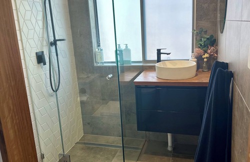 Coffs Harbour Apartment | Coffs Jetty 2 Bedroom, 2 Bathroom Seabreeze, walk to Jetty strip and beach