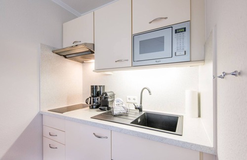 Westerland Apartment | Coherent. South-facing terrace. The sound of the sea. - House Norderstraße