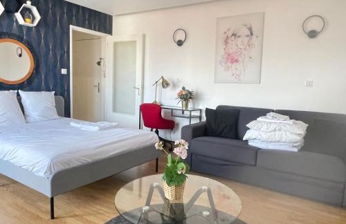 Metz-Centre – Ancienne Ville Apartment | Coislin - Studio 4 Personnes - hyper centre - Balcon privé