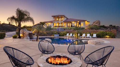 Murrieta Villa | Colina by AvantStay Secluded Mountain Top Oasis w Pool Hot Tub Putting Green