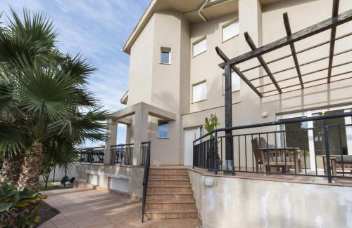 Playa de Gandia Ski Chalet | Coll Groc