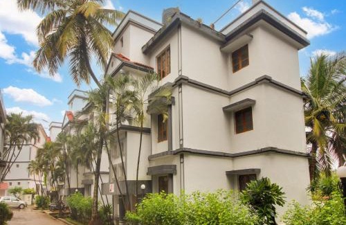 Arpora Hotel | Collection O Maizons Lakeview Resort
