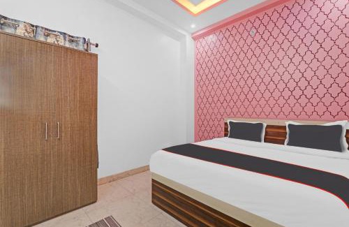 Lucknow Hotel | Collection O Shivashakti Grand Near Chaudhary Charan Singh International Airport