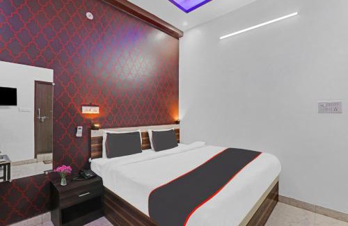 Lucknow Hotel | Collection O Shivashakti Grand Near Chaudhary Charan Singh International Airport