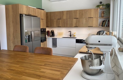 Sollies Pont House | Collinette's'oasis