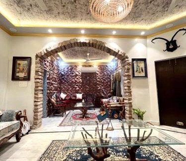 Sikandra House | Colonel's Abode
