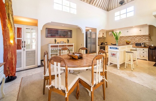 Candi Dasa Villa | Colonial 2 BR Villa, private access to beach
