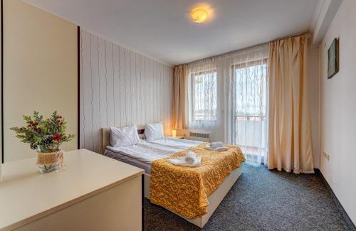 Pamporovo Apartment | Colorful 2BD Apartment with Indoor Fireplace and Mountain View by Flat Mаnager
