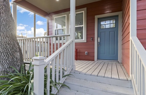 Northside House | Colorful 5-bed home in downtown Houston