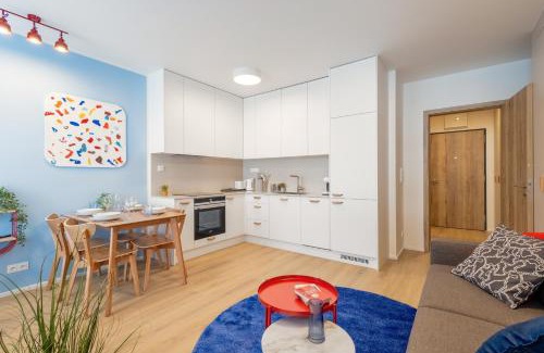 Holesovice Apartment | Colorful Apartment - Balcony, Free Parking, by Gravity Prague