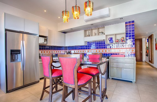 Emiliano Zapata Condo | Colorful Condo, Partial Ocean View | GYM POOLS BBQ