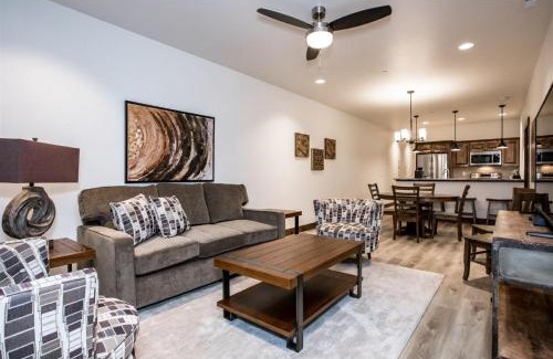 Columbia Falls House | Columbia Crest 301