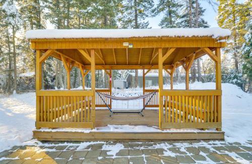Columbia Falls House | Columbia Falls Private Retreat Pool Table and Deck!